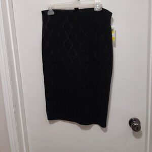 Stunning Frank Lyman Black Sequin elastic waist skirt Size 10